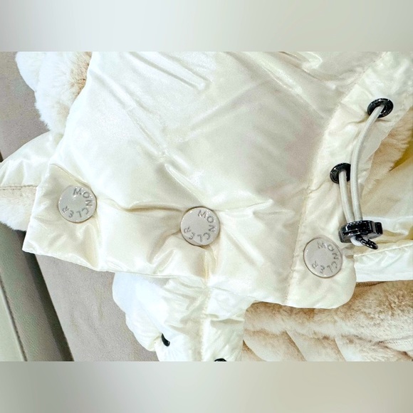 Moncler white fare faux-fur puff coat size 2/M SUPER COZY n SOFT!! LAST ONE - Picture 17 of 17